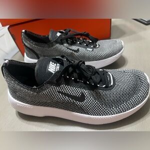 Nike Free 2025 Size 8.5 NIB